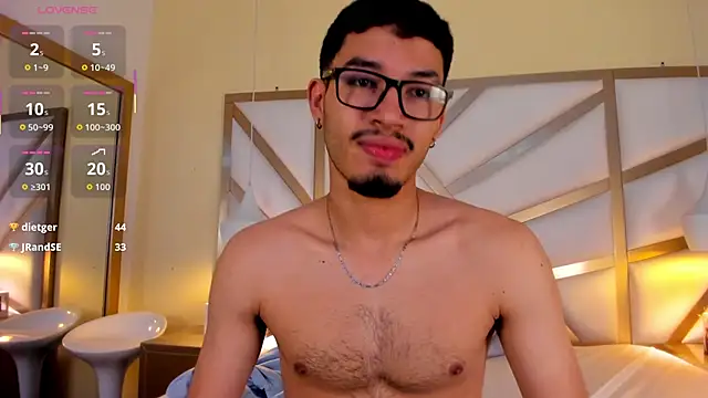 XXX chat uživo modela Jaxon_Carter