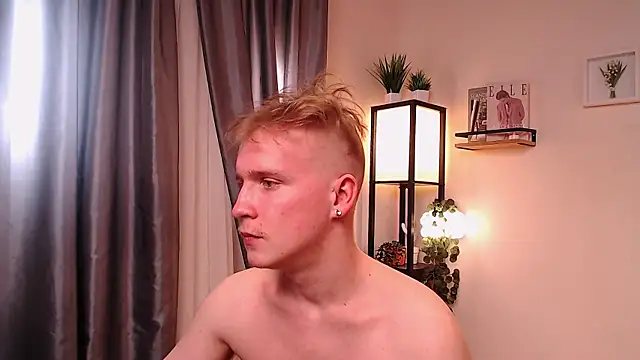 Вебкам-шоу AlexxSweet