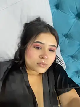 Chat XXX en directo de LunnaMoretti