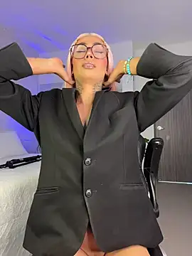 miss_tatiana_'s Webcam Show