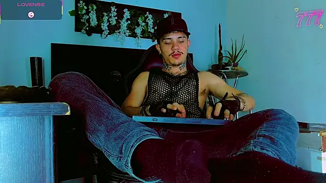 HannibalLester Pertunjukan Webcam
