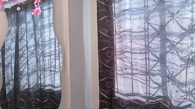 Онлайн чат XXX lil_moon1