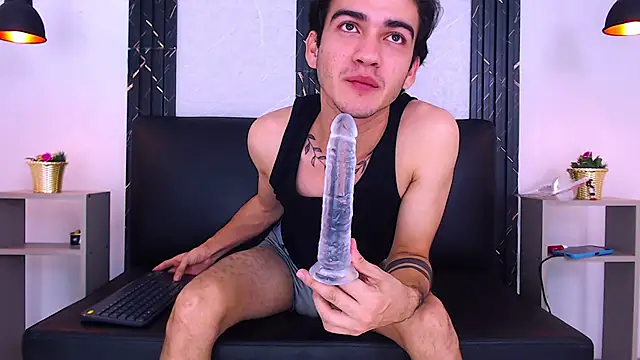 Feiccer_Castquer Chat XXX in diretta