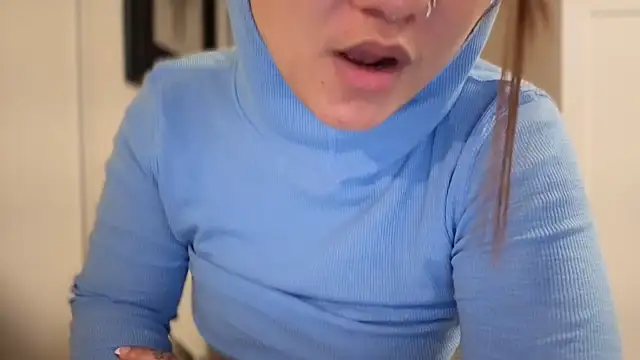 yourvibedealer Chat XXX in diretta