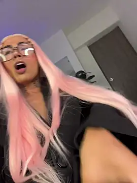 miss_tatiana_'s Live XXX Chat