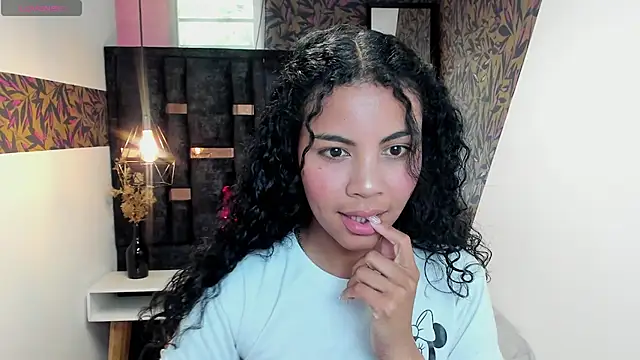 Czat XXX na żywo – Chloe_Harper__