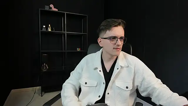 FelixStarkk Chat XXX live
