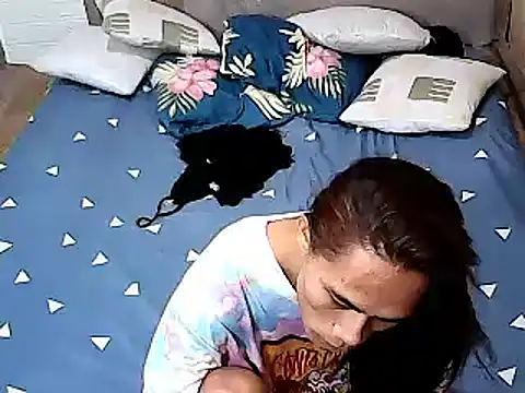 xxhottinybabe webcam show