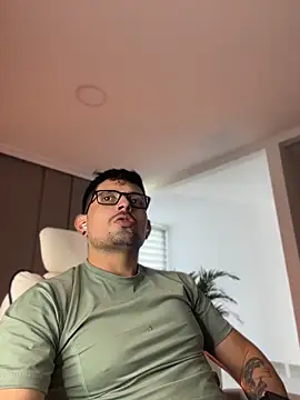 Chat XXX Live TroyeSavage