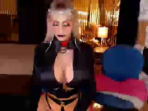 XXX chat uživo modela MonstrousCockDiva