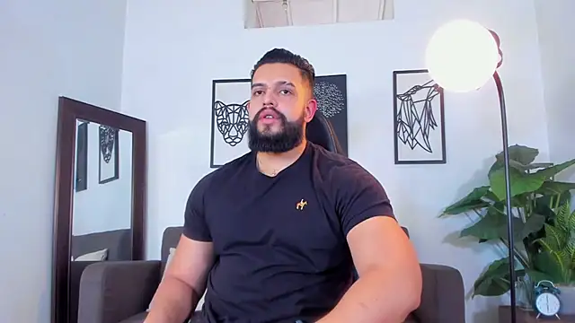 Justin_kingX7 Adlı Modelin Canlı XXX Sohbeti