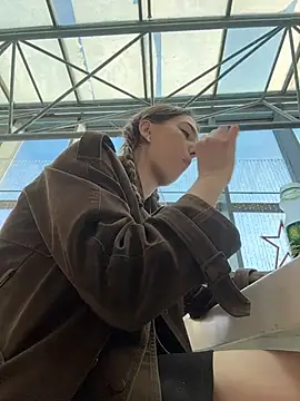 Živý XXX chat Tiny_Anny