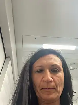 Luna-77 Chat XXX in diretta