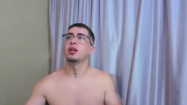 Tommas_Jhonson Webcam show