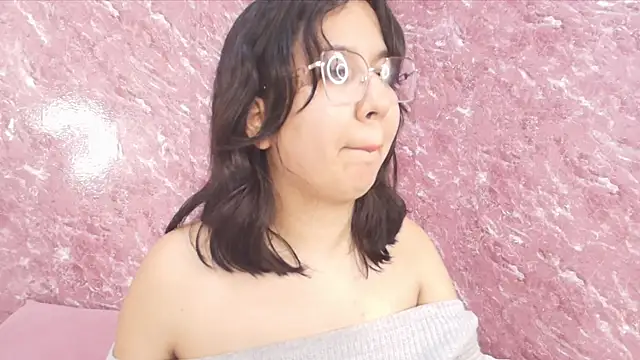 Lia_sarahi's Live XXX Chat