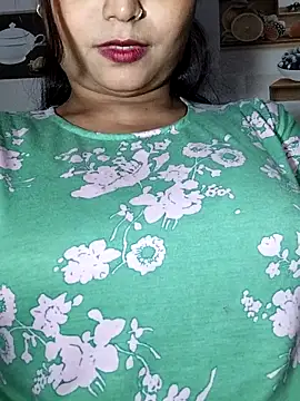 Jaan-Heart's Live XXX Chat