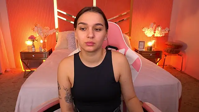 FlirtyMusa webcam show