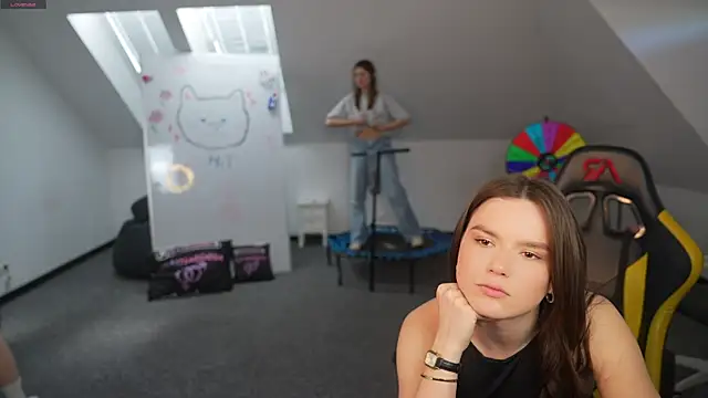 AriaAstra Show Webcam