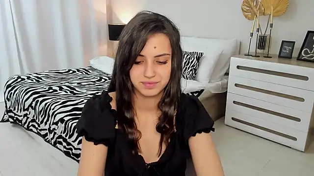 Chatroom XXX en direct de Jasmine_Stewart