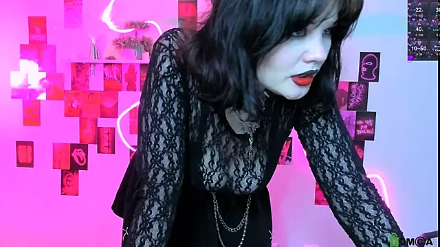 nikki_kiss_ élő XXX-chatje
