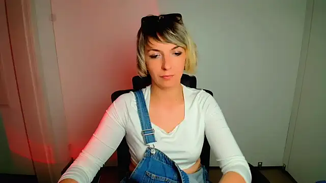 Lana_Foxyy: онлайн-секс-чат