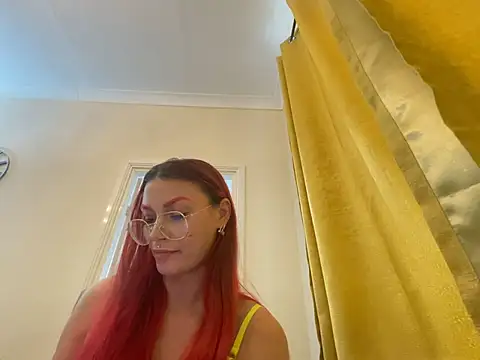 FoxyValentine's Live XXX Chat