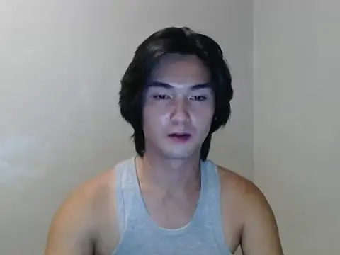 urhalfguyxx 网络视讯表演