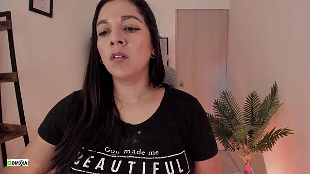 Chat XXX en directo de urcute_kitten