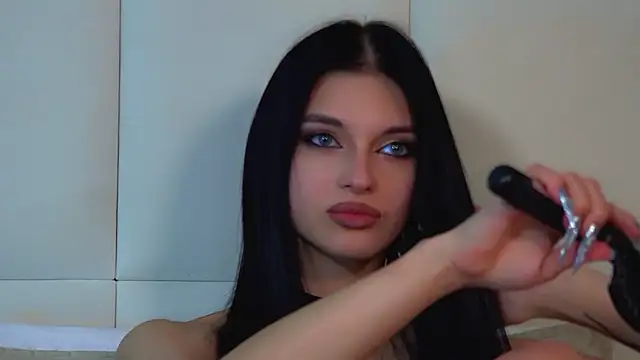 BeverlyMost live XXX chat