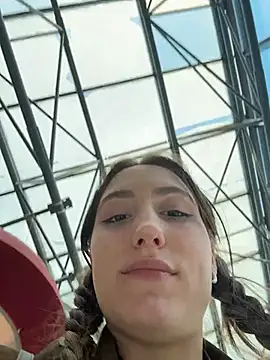 Živý XXX chat Tiny_Anny