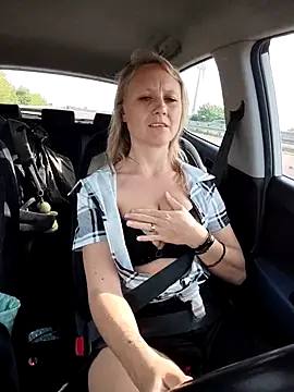 VickyBavarian Webbikameraesitys