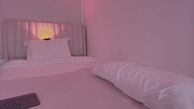 ArianaReynoldss – Live XXX-chat