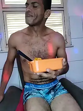 TiagosafadoFortaleza's Live XXX Chat