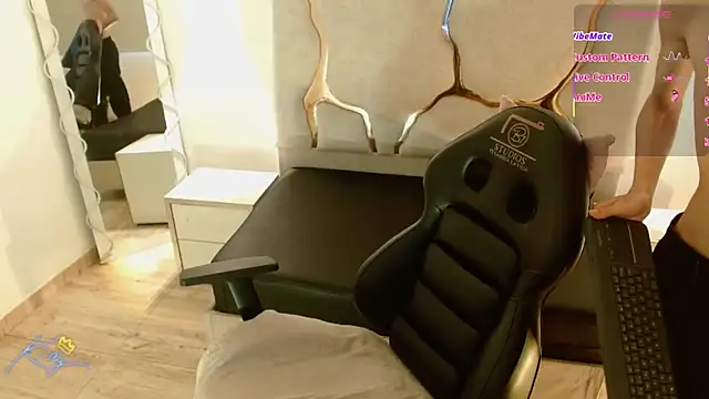 عرض كام kaii_tay1