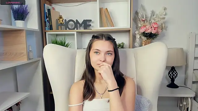Chat +18 de MirthaBolduan ao vivo