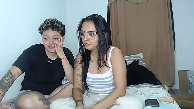 kathy_luisa Pertunjukan Webcam