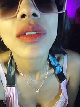 Czat XXX na żywo – Ivy_the_goddess