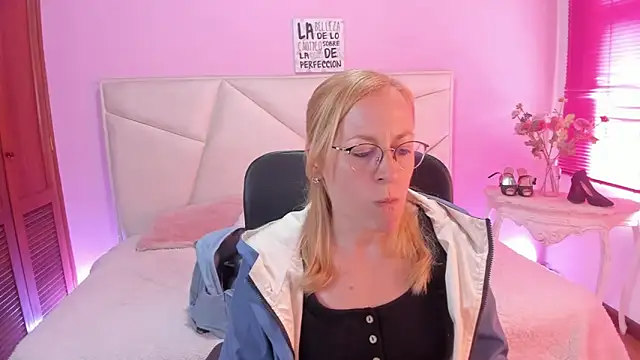 XXX chat uživo modela SammySanders