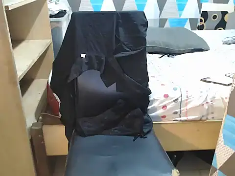 Savannah_Cock Pertunjukan Webcam