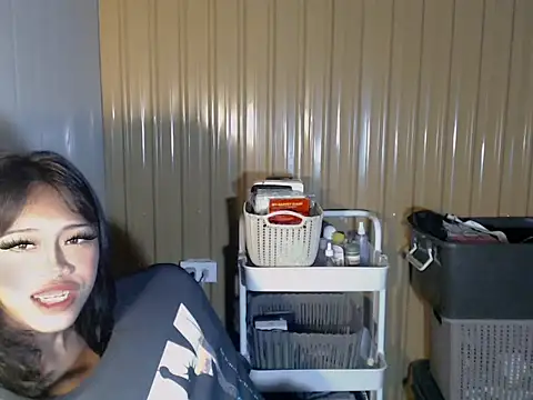 urcurlydiva's Webcam Show