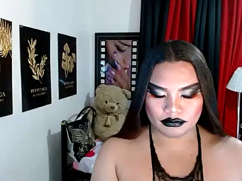 TSbrianaHugeCock's Live XXX Chat