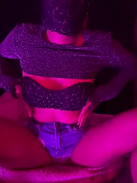 MiNniE_666 – Live XXX-chat