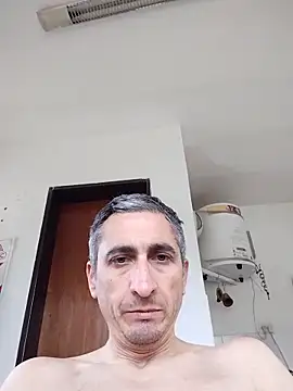 Show modela Alejandro83bsf na web-kameri