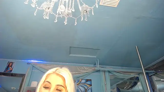 ADRIANNA_FOX's Live XXX Chat
