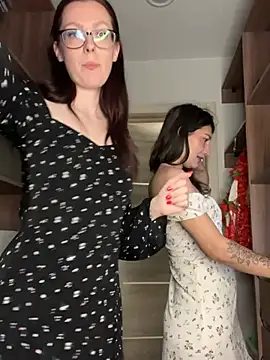 RussianGirls_ live XXX chat
