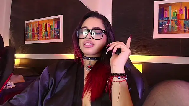 EvaaFoxxy1's Live XXX Chat