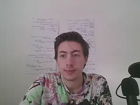 VelvetRagottiOG Show in webcam