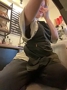cinnabon_'s Webcam Show