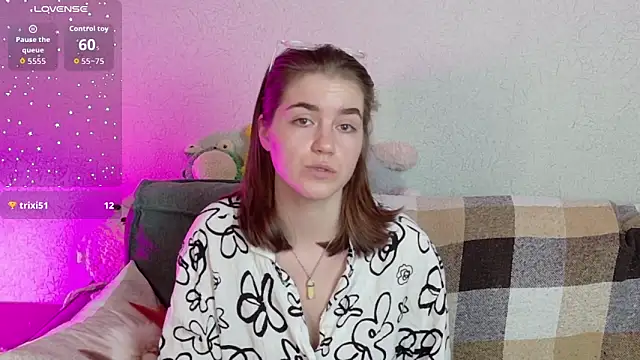 ElzaBlis live XXX chat