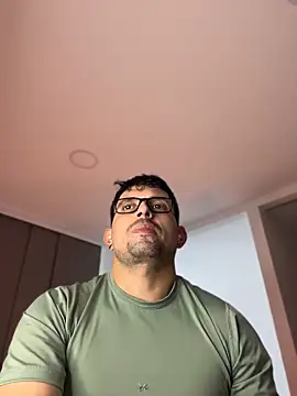 TroyeSavage Pertunjukan Webcam